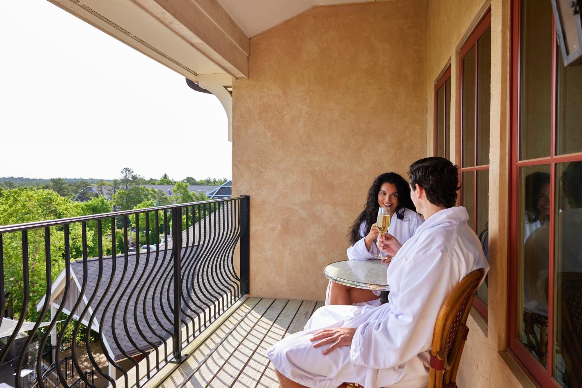 Mirbeau Inn & Spa - Плимът Екстериор снимка